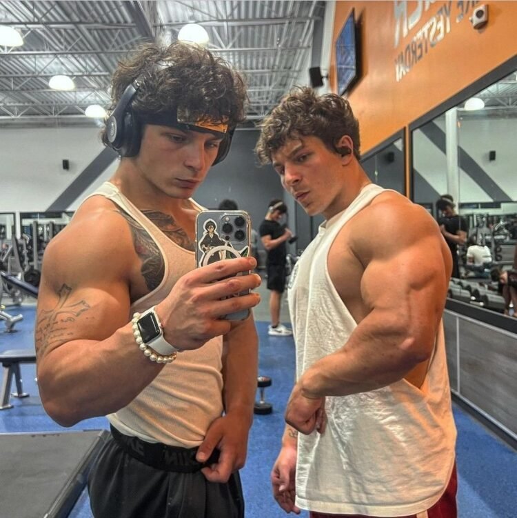 How tall are the Tren twins